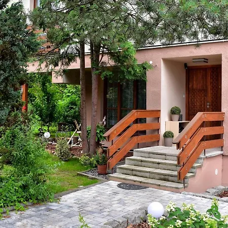 Guest house Dom Goscinny Panskie Pola Kolo Szczyrku *