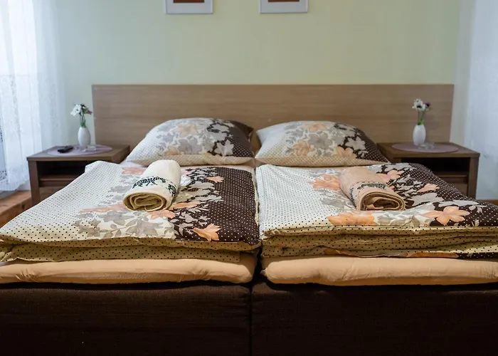 Dom Goscinny Panskie Pola Kolo Szczyrku Penzion *